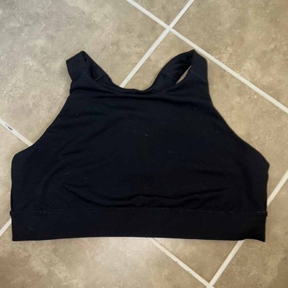 Black Sports Bra